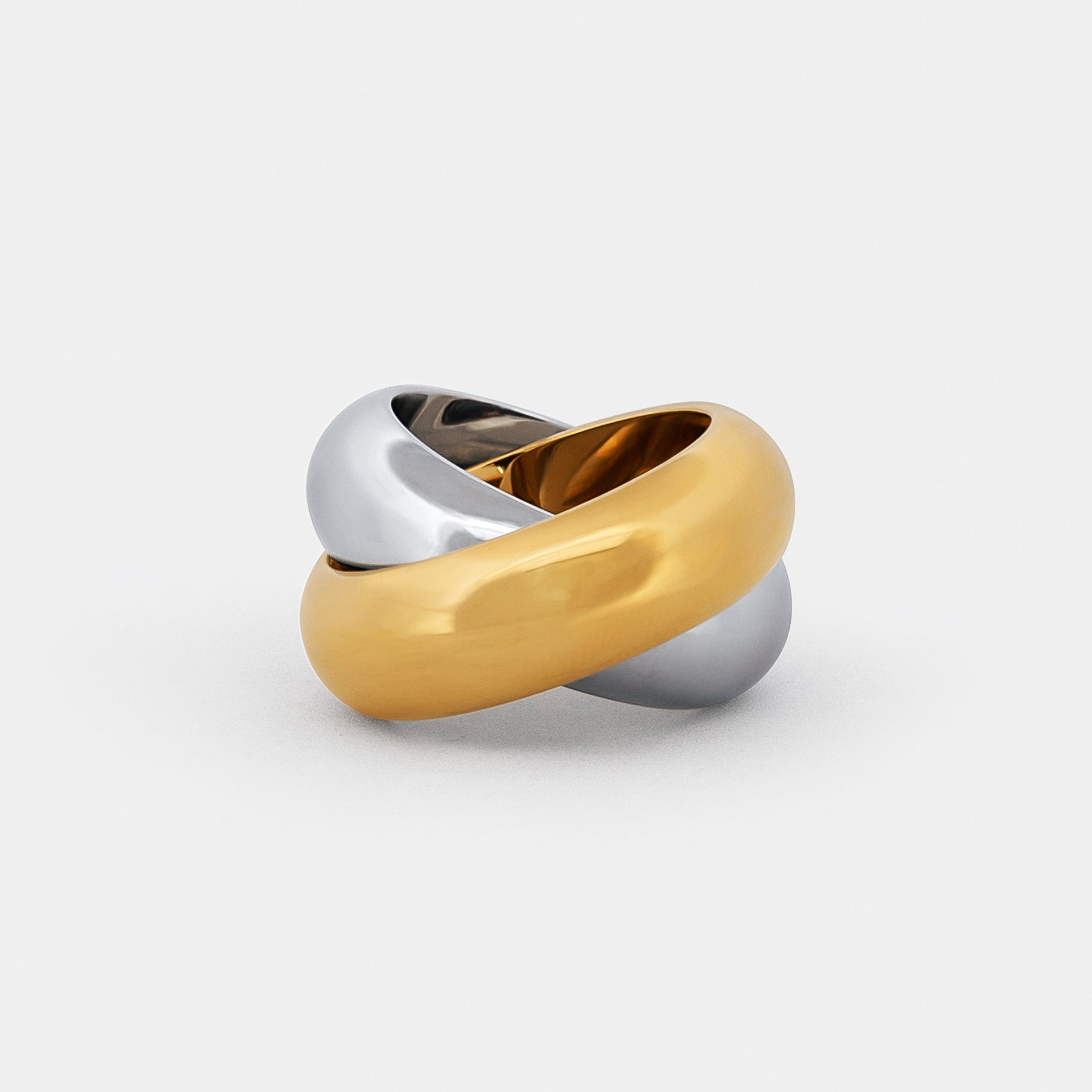 Mixed Metals Crossover Ring | Two Tone Interlocking Ring