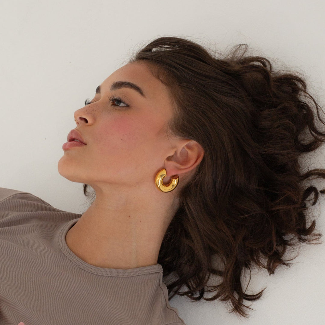 14K Gold Filled Earrings Raye Bold Hoops LINK'D THE LABEL