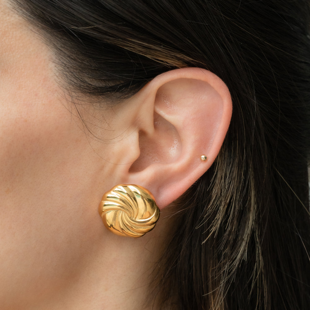 14K Gold Filled Earrings Solene Sculpted Swirl Earrings LINK'D THE LABEL